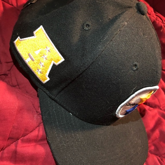Steelers Hat - Picture 2 of 4